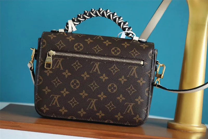 Louis Vuitton Pochette Metis Bag