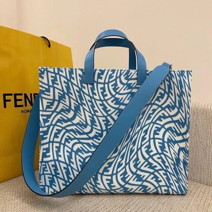 EN   Designer bags by Fendi 165