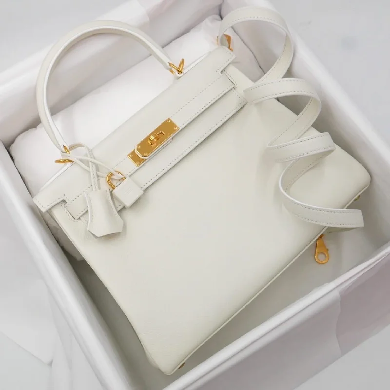 Hermès 28cm Kelly Retourne White Evercolor Leather Gold Hardware